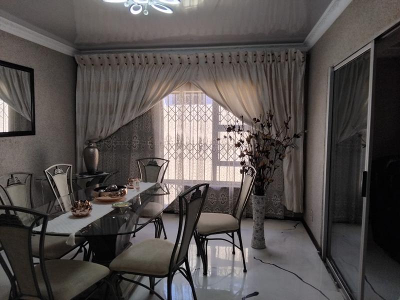 3 Bedroom Property for Sale in Dobsonville Gauteng