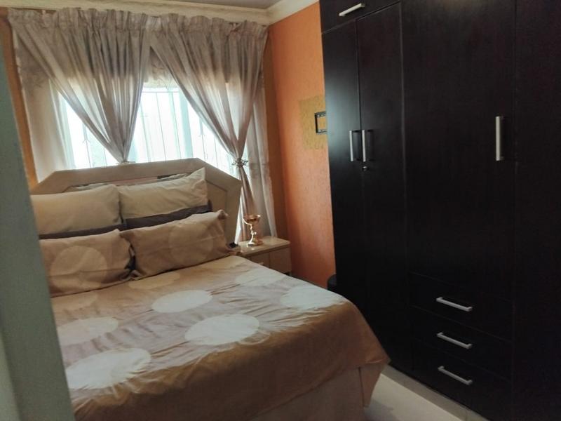 3 Bedroom Property for Sale in Dobsonville Gauteng