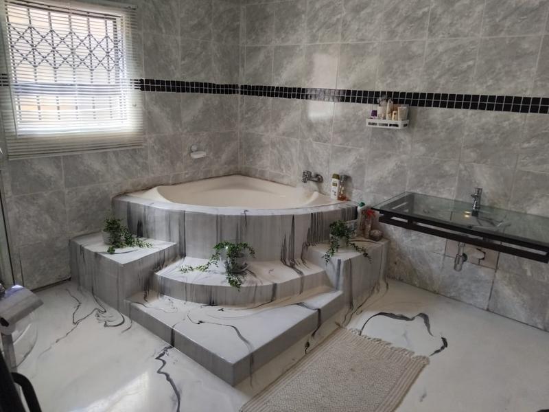 3 Bedroom Property for Sale in Dobsonville Gauteng