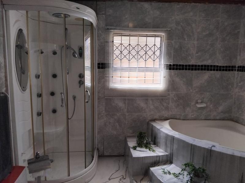 3 Bedroom Property for Sale in Dobsonville Gauteng