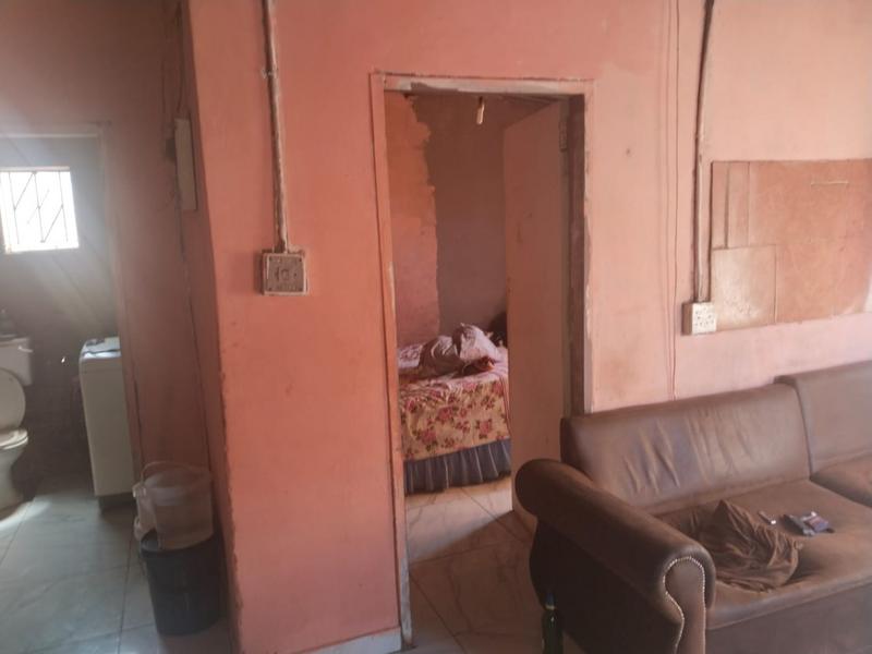 2 Bedroom Property for Sale in Rondebult Gauteng