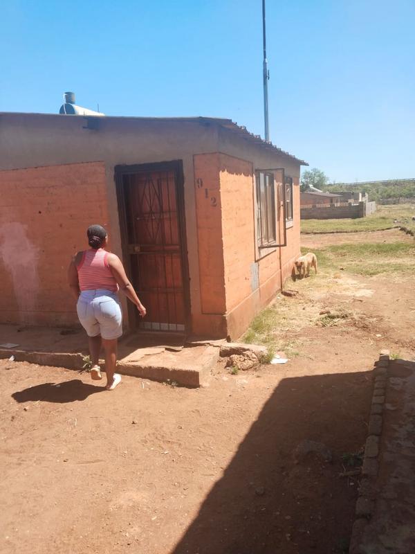 2 Bedroom Property for Sale in Rondebult Gauteng