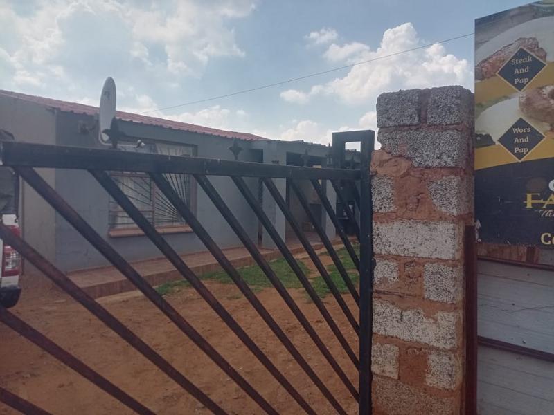 2 Bedroom Property for Sale in Palm Ridge Gauteng