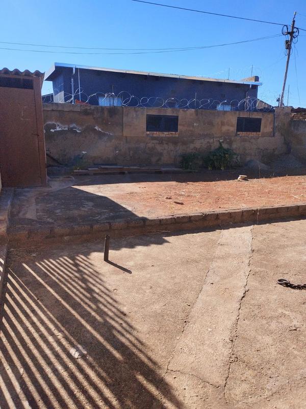 2 Bedroom Property for Sale in Mapetla Gauteng