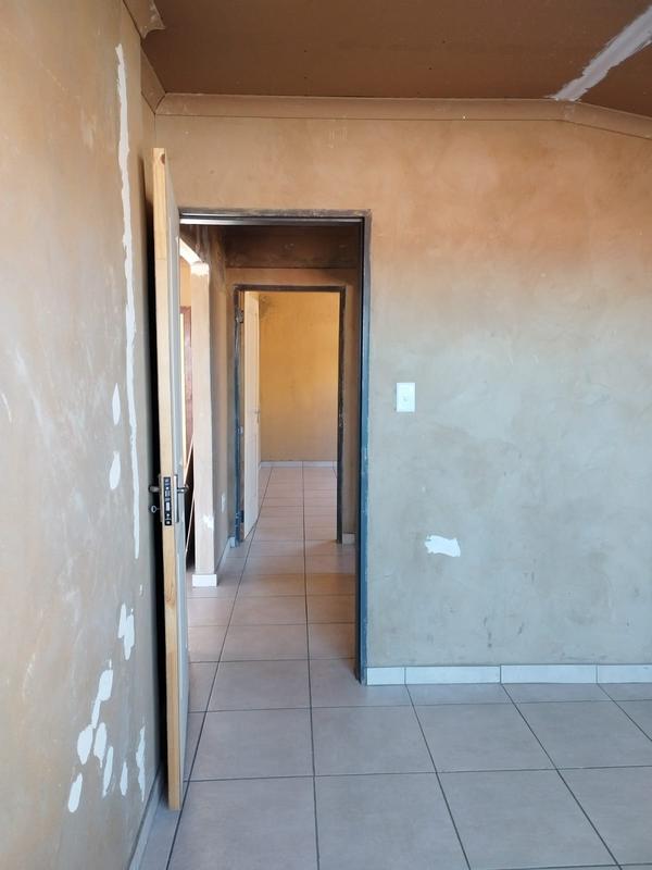 2 Bedroom Property for Sale in Mapetla Gauteng