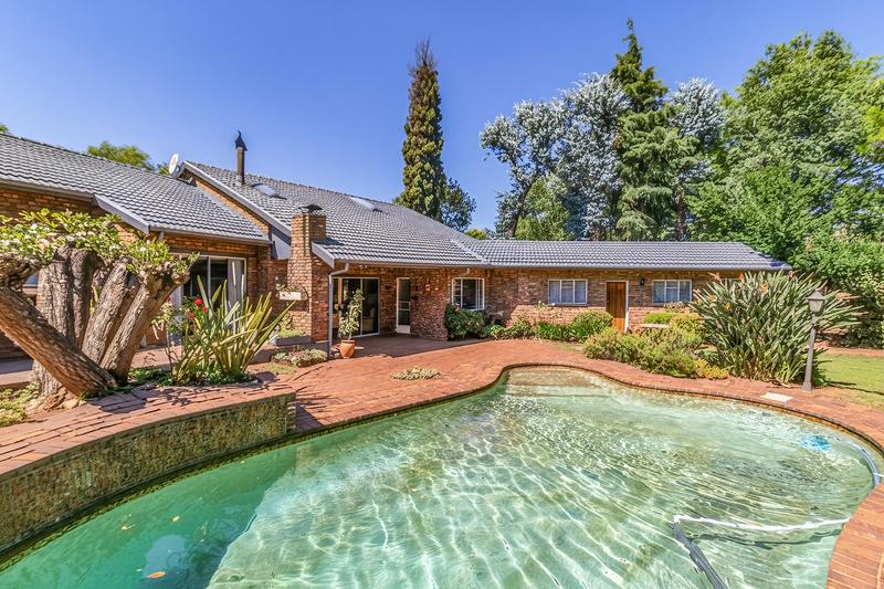 3 Bedroom Property for Sale in Bedfordview Gauteng