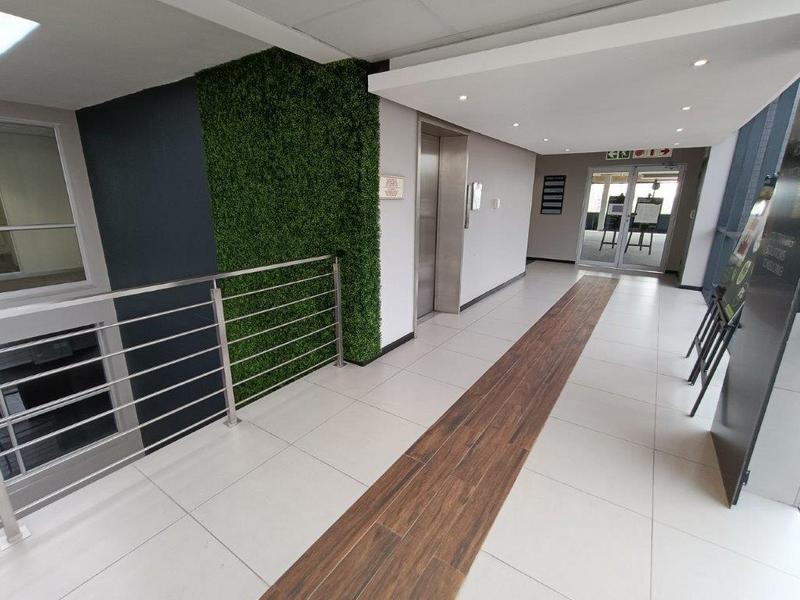 To Let commercial Property for Rent in Cresta Gauteng