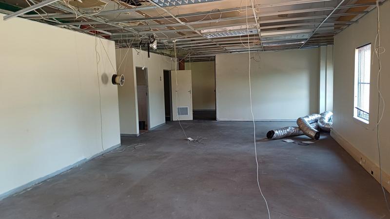 Commercial Property for Sale in Die Hoewes Gauteng