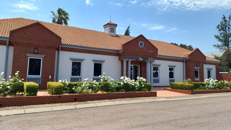 Commercial Property for Sale in Die Hoewes Gauteng