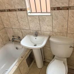 To Let 2 Bedroom Property for Rent in Fleurhof Gauteng