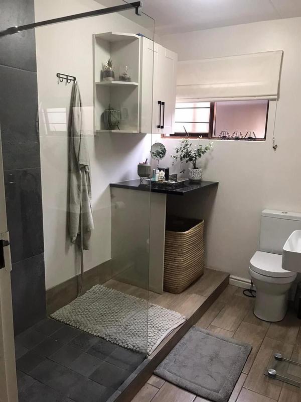 3 Bedroom Property for Sale in Sunninghill Gauteng
