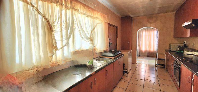 3 Bedroom Property for Sale in Dawn Park Gauteng