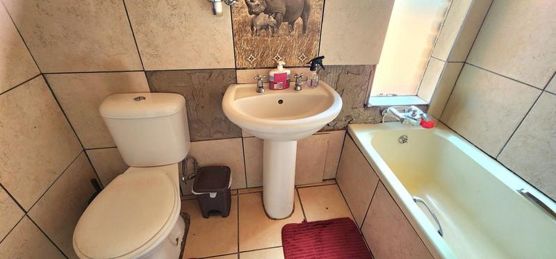 3 Bedroom Property for Sale in Dawn Park Gauteng