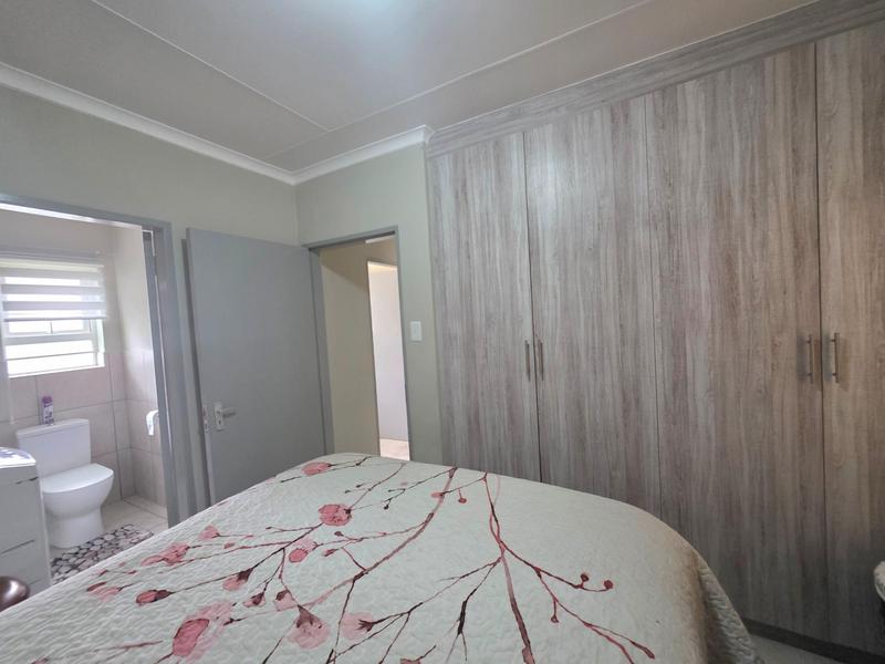 2 Bedroom Property for Sale in Parkdene Gauteng