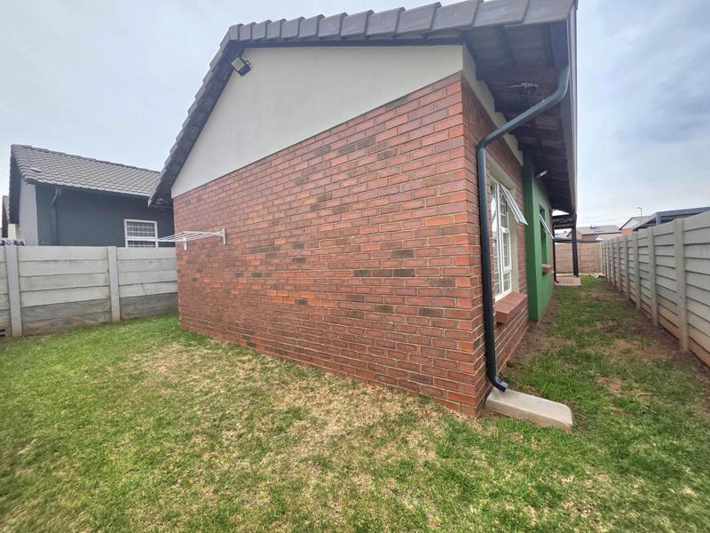 2 Bedroom Property for Sale in Parkdene Gauteng