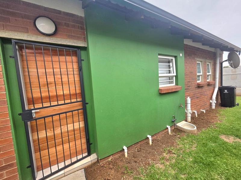 2 Bedroom Property for Sale in Parkdene Gauteng