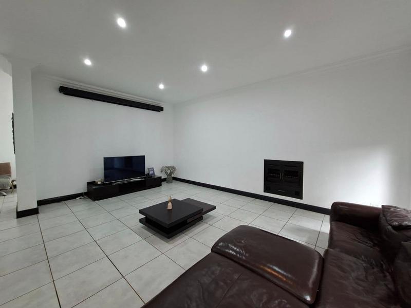 4 Bedroom Property for Sale in Midstream Estate Gauteng