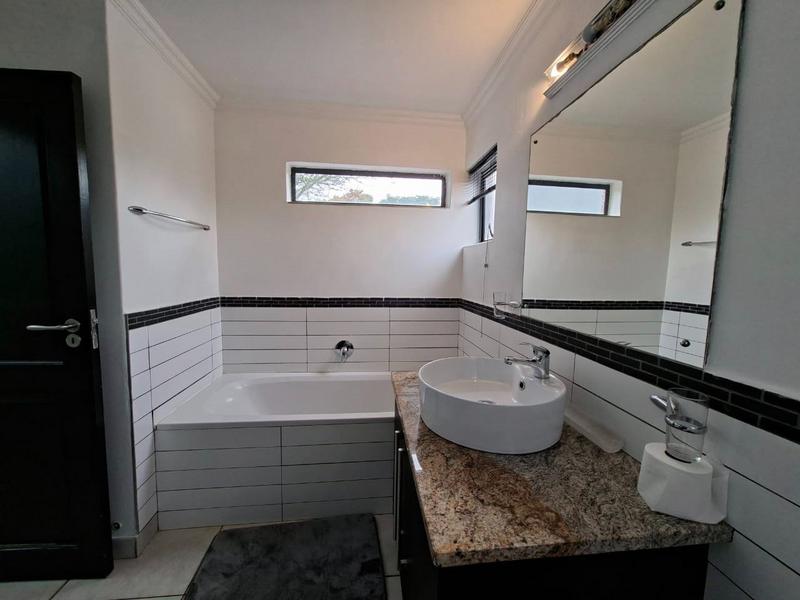 4 Bedroom Property for Sale in Midstream Estate Gauteng