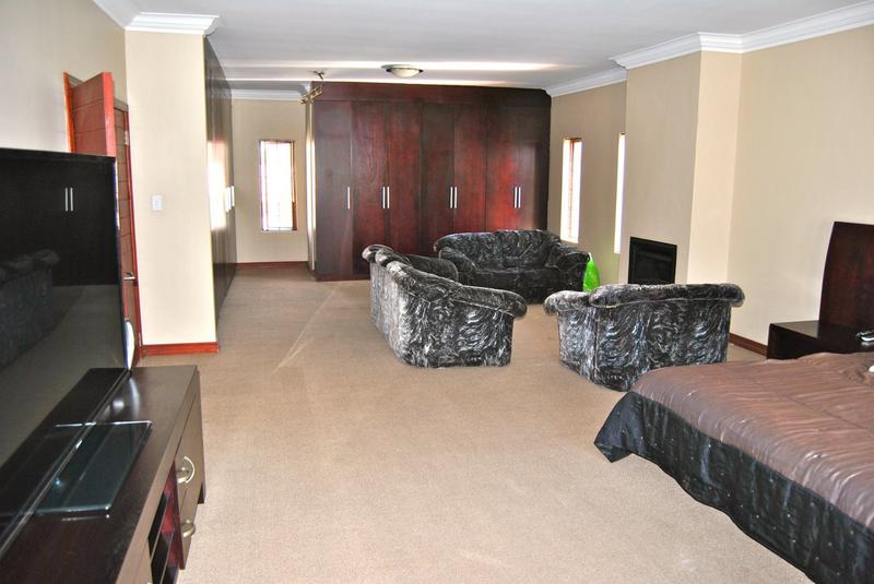 5 Bedroom Property for Sale in Midstream Estate Gauteng