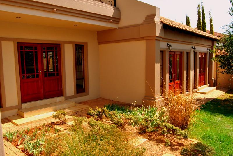 5 Bedroom Property for Sale in Midstream Estate Gauteng