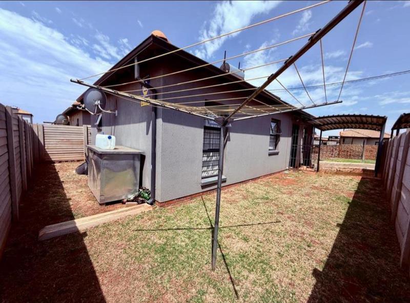 3 Bedroom Property for Sale in Protea Glen Gauteng