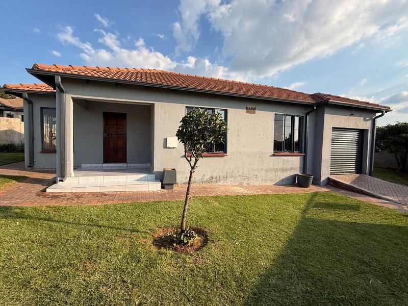 3 Bedroom Property for Sale in Cosmo City Gauteng