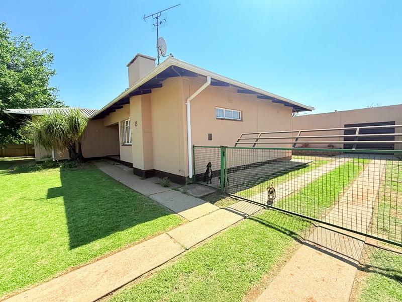 3 Bedroom Property for Sale in Vanderbijlpark SE 1 Gauteng