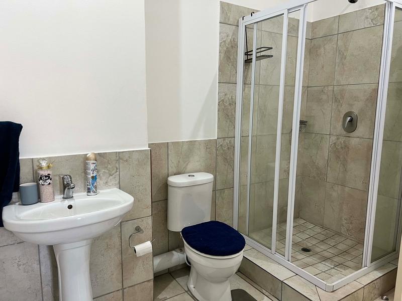 To Let 2 Bedroom Property for Rent in Hurlingham Manor Gauteng