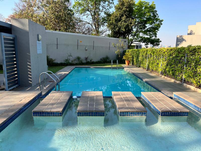To Let 2 Bedroom Property for Rent in Hurlingham Manor Gauteng