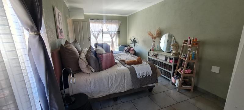 To Let 3 Bedroom Property for Rent in Strubenvale Gauteng