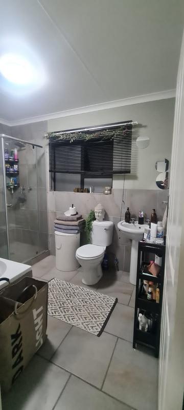 To Let 3 Bedroom Property for Rent in Strubenvale Gauteng
