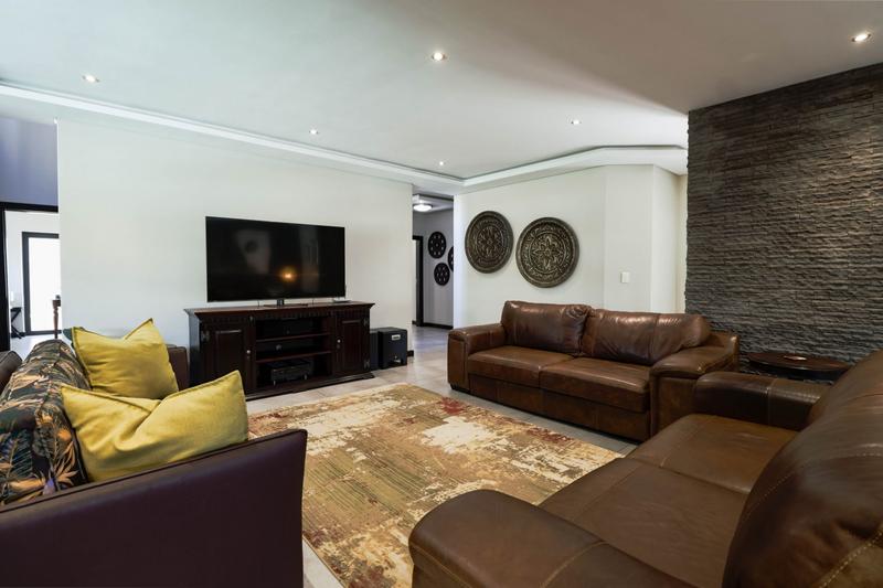 4 Bedroom Property for Sale in Copperleaf Estate Gauteng