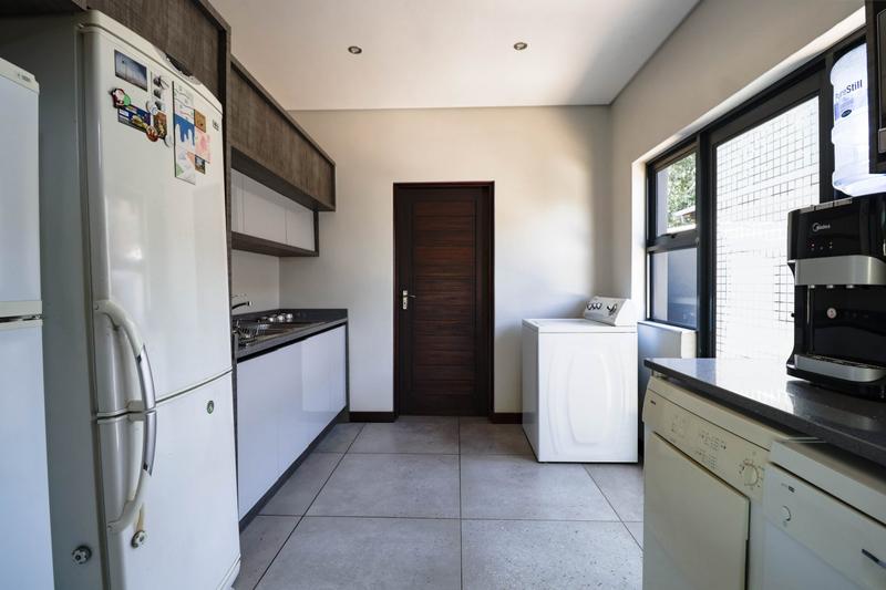 4 Bedroom Property for Sale in Copperleaf Estate Gauteng