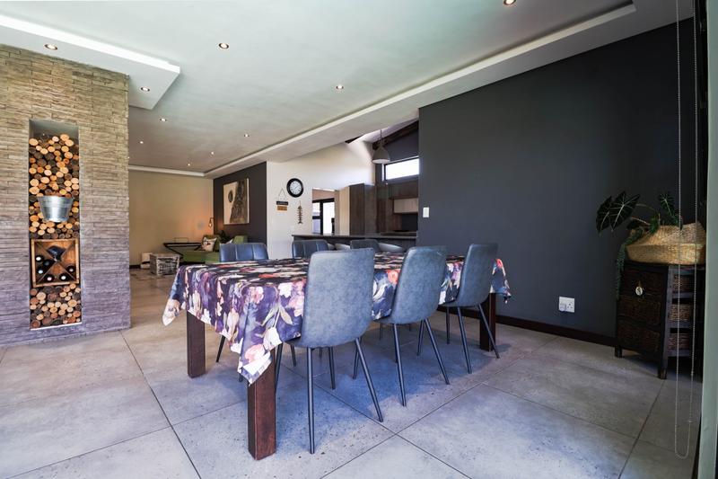 4 Bedroom Property for Sale in Copperleaf Estate Gauteng