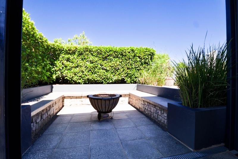 4 Bedroom Property for Sale in Copperleaf Estate Gauteng