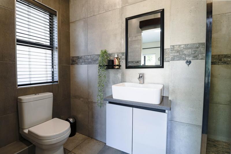 4 Bedroom Property for Sale in Copperleaf Estate Gauteng