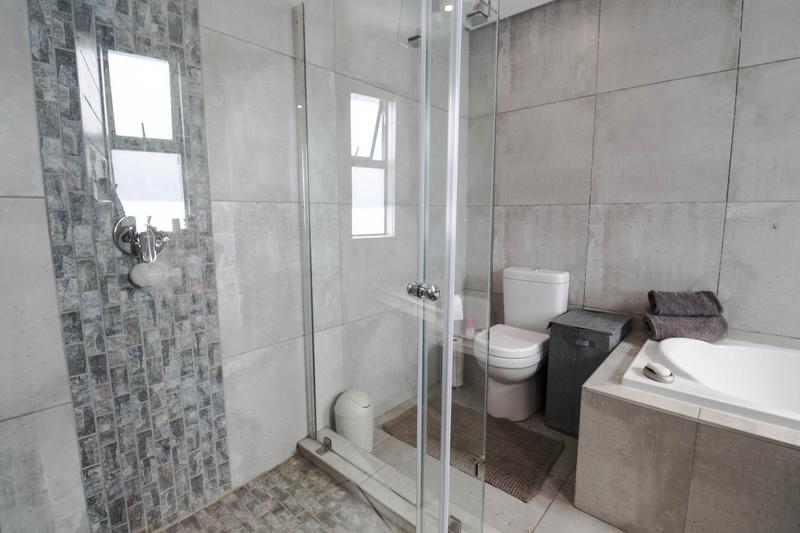 4 Bedroom Property for Sale in Copperleaf Estate Gauteng