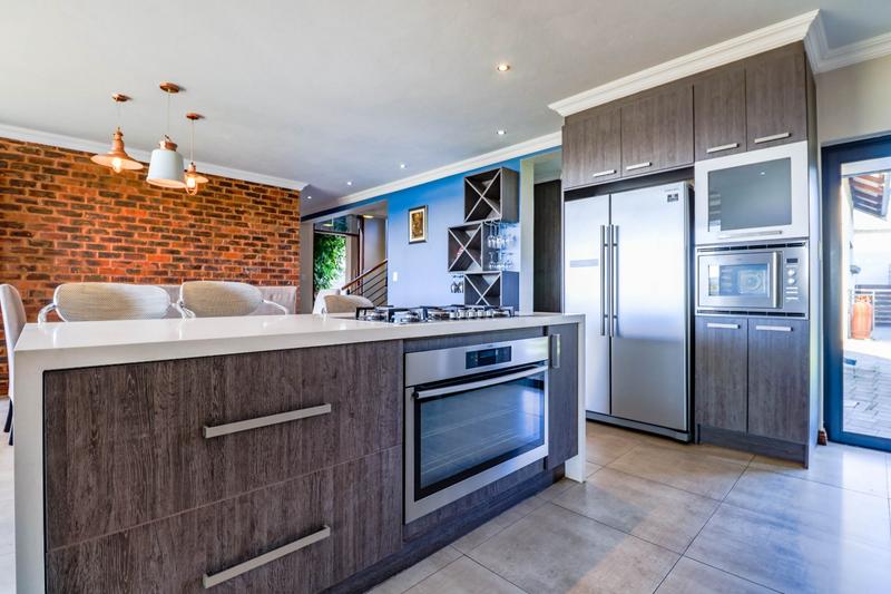 4 Bedroom Property for Sale in Copperleaf Estate Gauteng