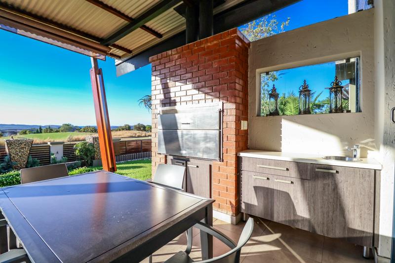 4 Bedroom Property for Sale in Copperleaf Estate Gauteng