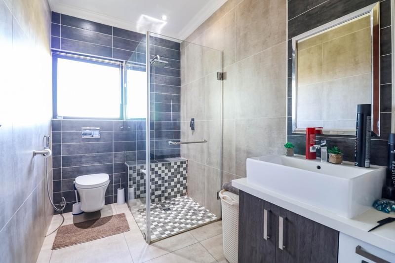 4 Bedroom Property for Sale in Copperleaf Estate Gauteng