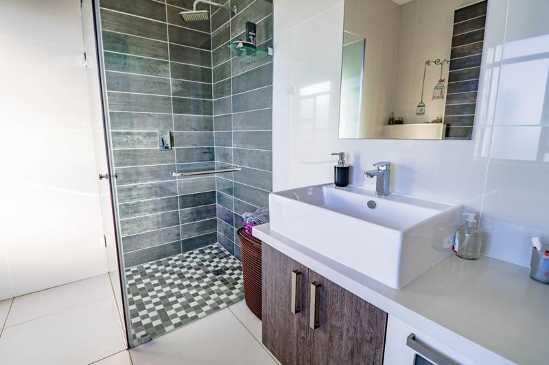 4 Bedroom Property for Sale in Copperleaf Estate Gauteng