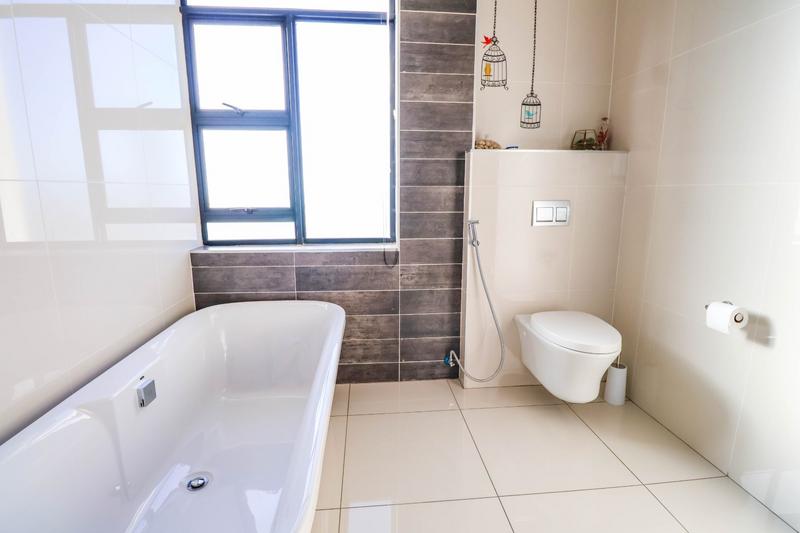 4 Bedroom Property for Sale in Copperleaf Estate Gauteng
