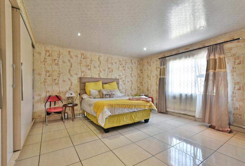 4 Bedroom Property for Sale in Lindbergh Park Gauteng