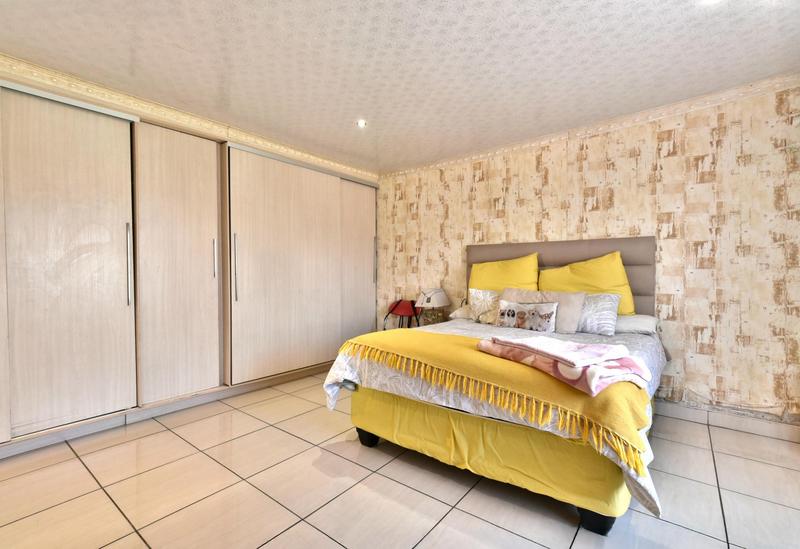 4 Bedroom Property for Sale in Lindbergh Park Gauteng