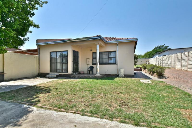 4 Bedroom Property for Sale in Lindbergh Park Gauteng