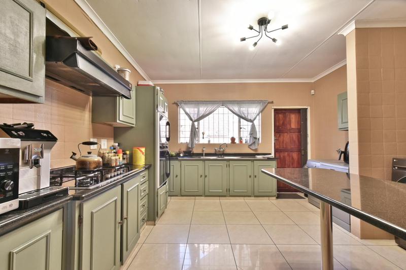 4 Bedroom Property for Sale in Randpark Ridge Gauteng