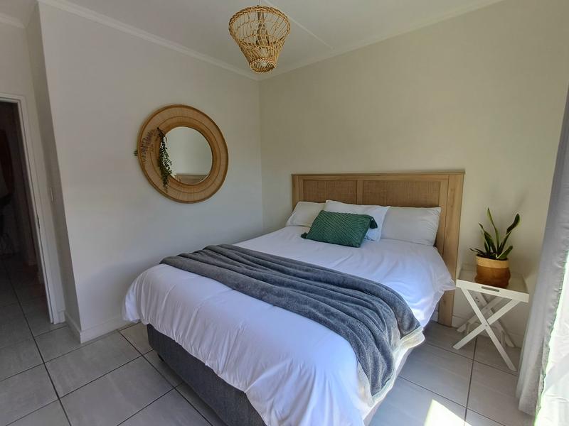 To Let 2 Bedroom Property for Rent in Waterfall Gauteng