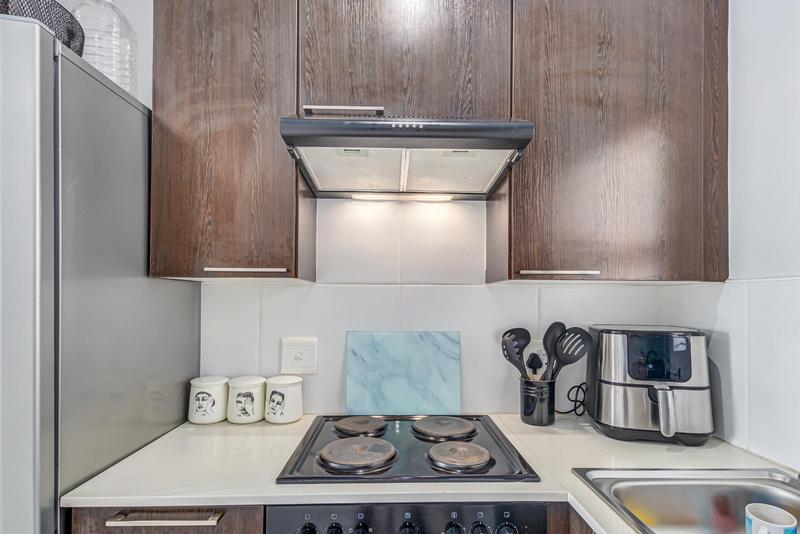 1 Bedroom Property for Sale in Fourways Gauteng