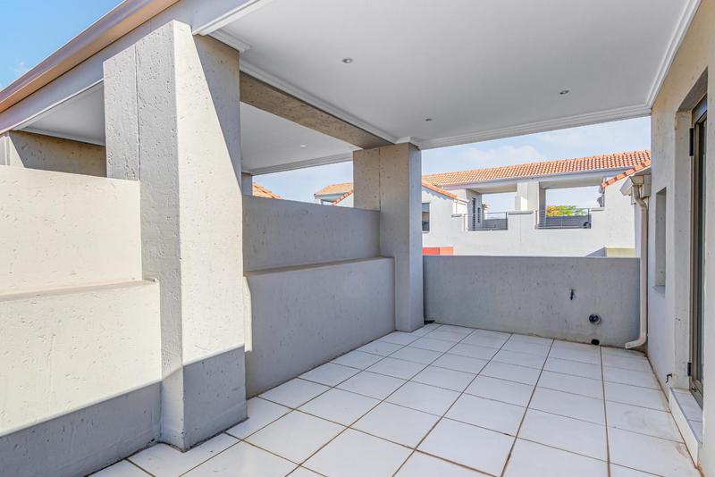 1 Bedroom Property for Sale in Fourways Gauteng