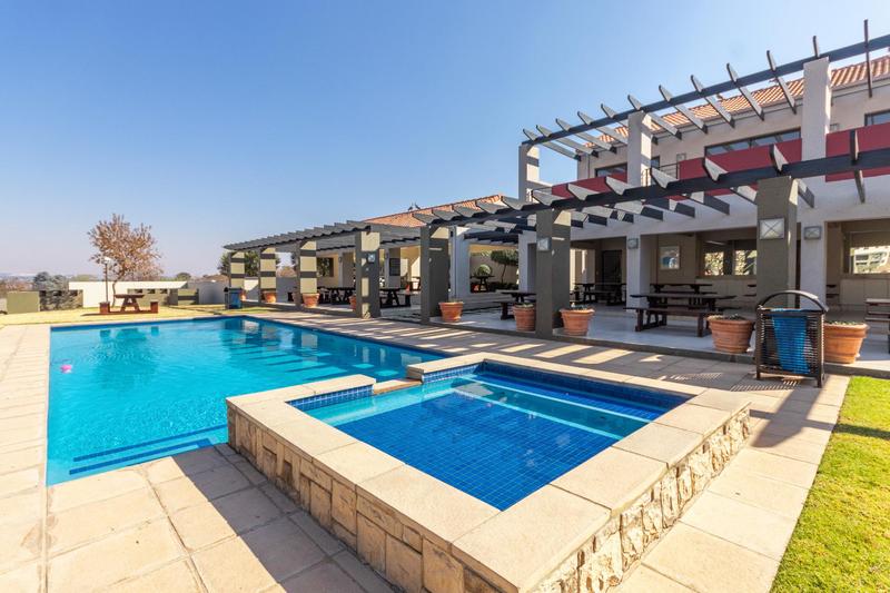 1 Bedroom Property for Sale in Fourways Gauteng